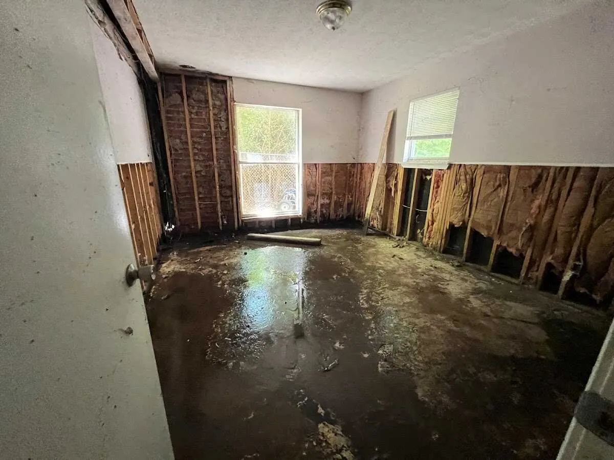 Water Damage Restoration services in Princeton, IN
